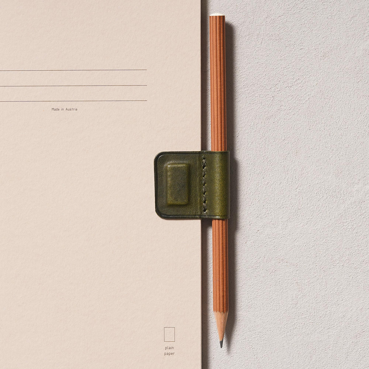 Porte-stylo magnétique en cuir