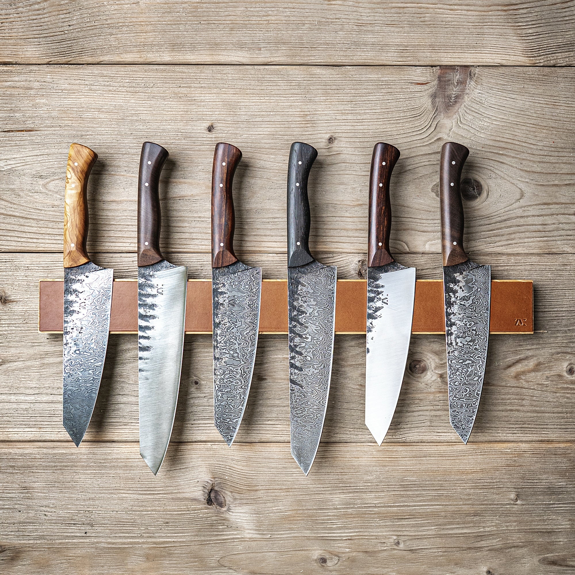 Messer auf Magnetischer Messerleiste Holz und Leder Combo