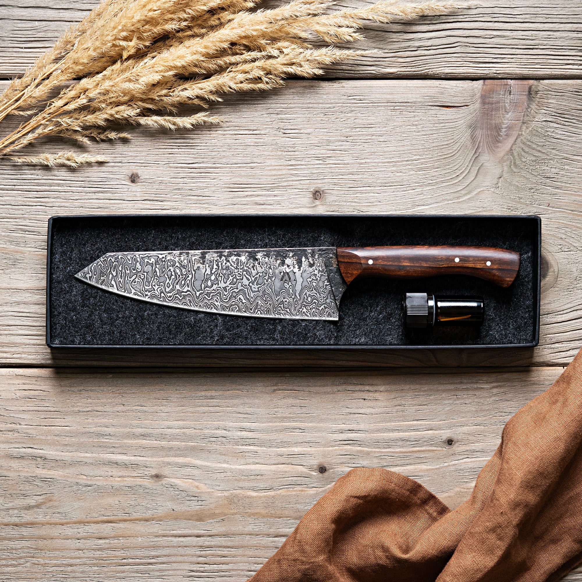 Couteaux de cuisine en damas