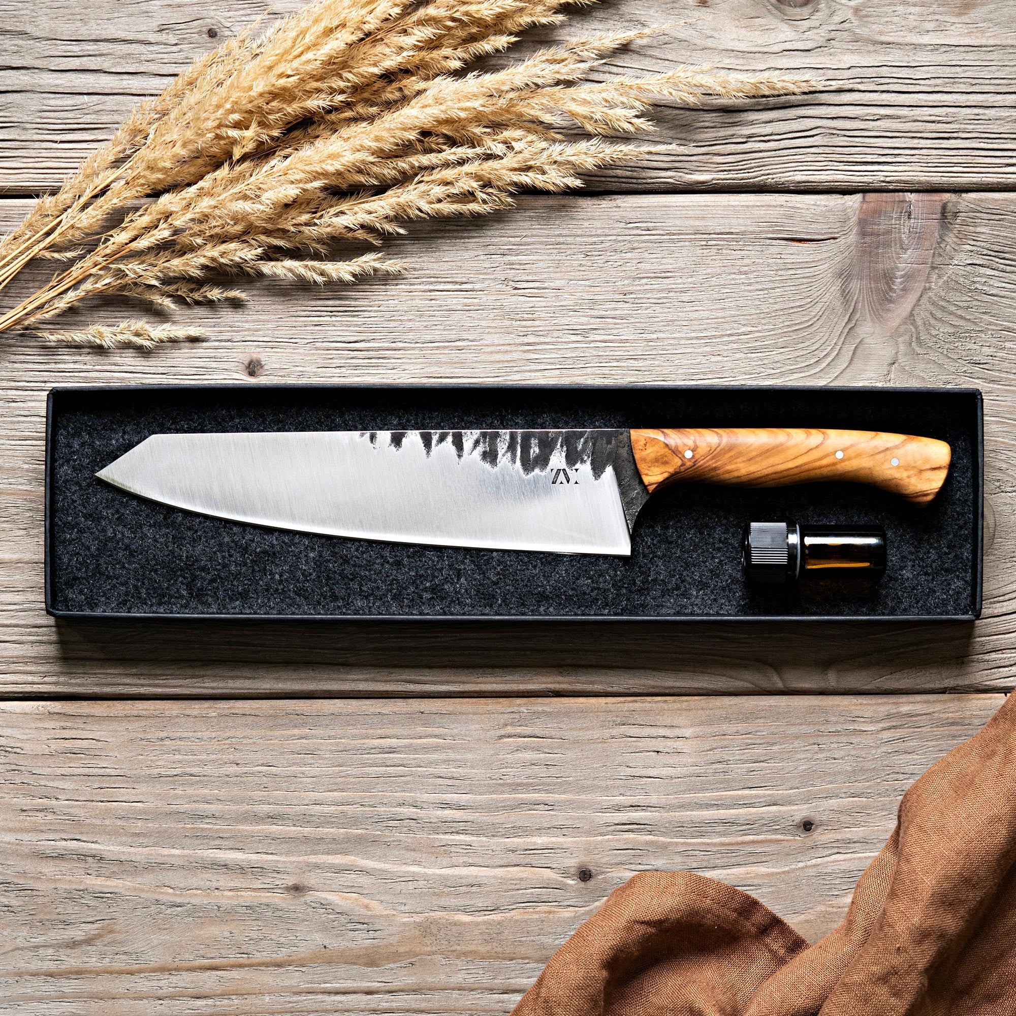 Couteau de cuisine en acier carbone