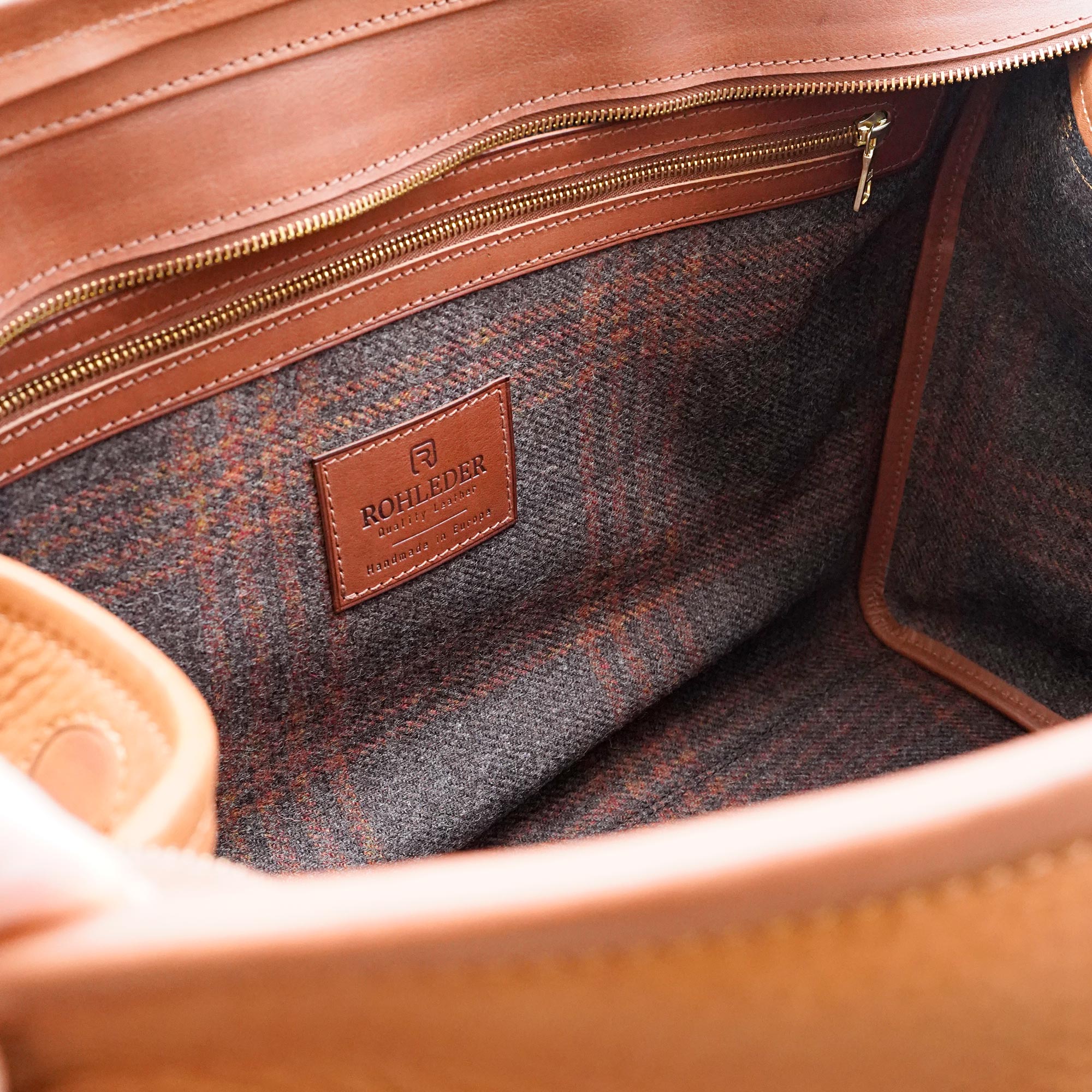 Luxoriöses Tweed Innenfutter von Leder Weekender